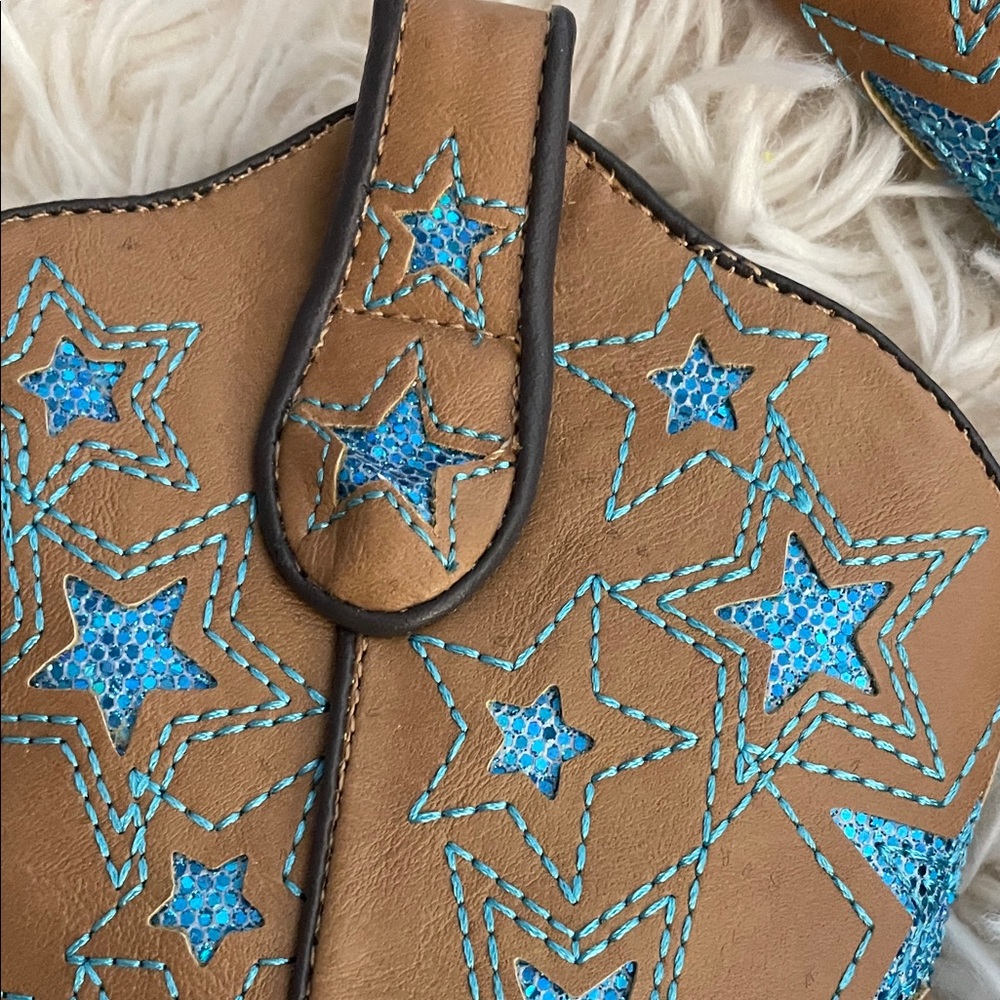 Brown Cowgirl Boots with Blue Stars